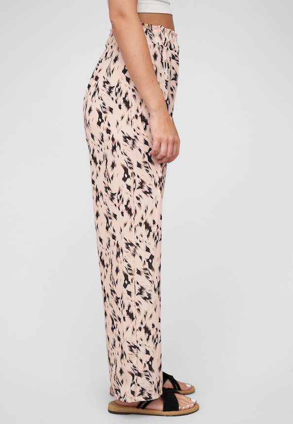 Summer Crepe-Pants with animal print-3