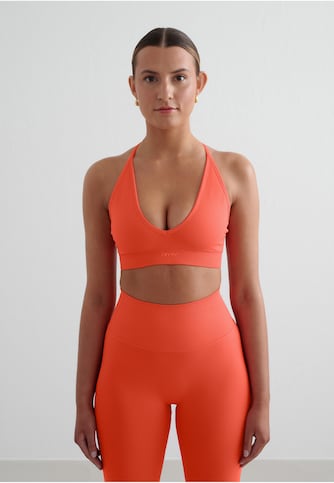 Shape Seamless Cross