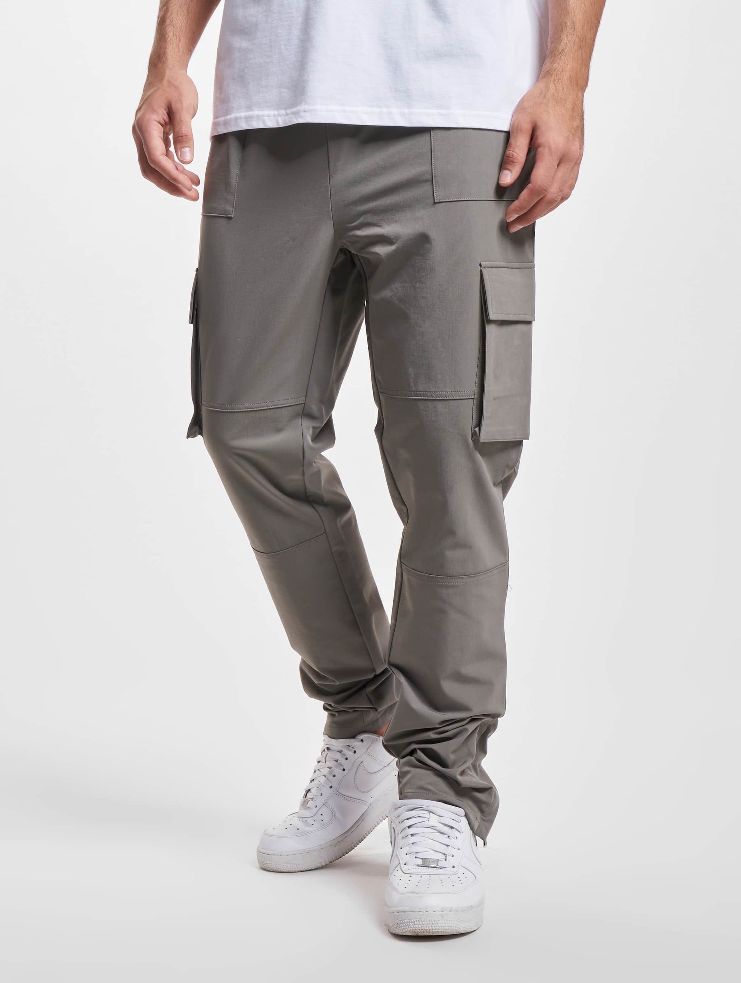 Buy BELANO Men Classy Slim Fit Beige Cotton Stretch Multi Pocket Cargo Pants  (28) at Amazon.in