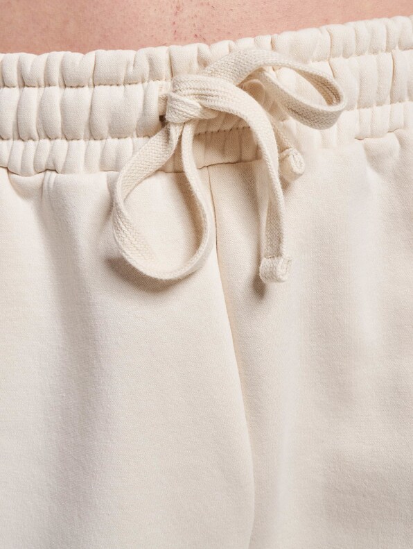 2Y Basic Sweat Shorts-4