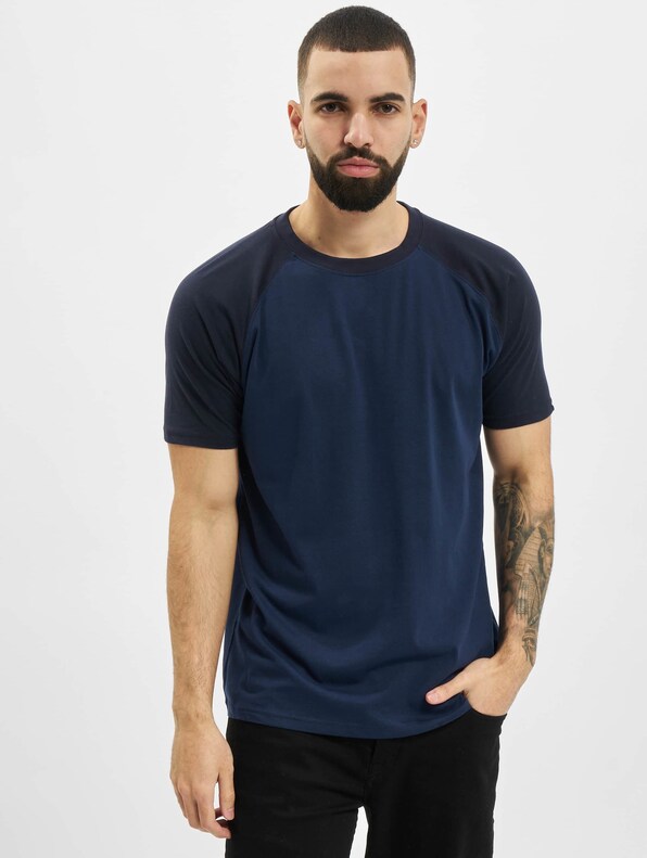 Raglan Contrast-2
