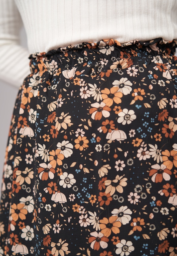 Midi Rock with side slit and flower print-5