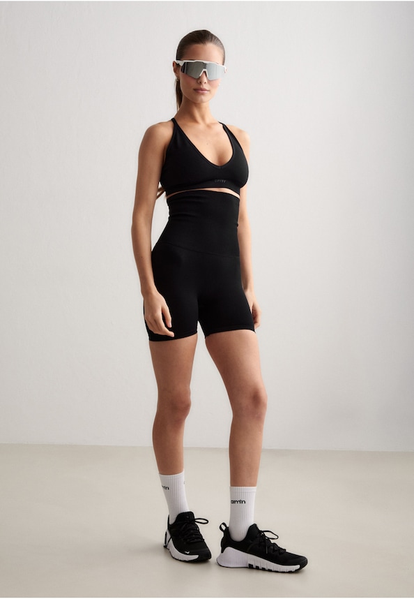 Shape Seamless Core Control -3