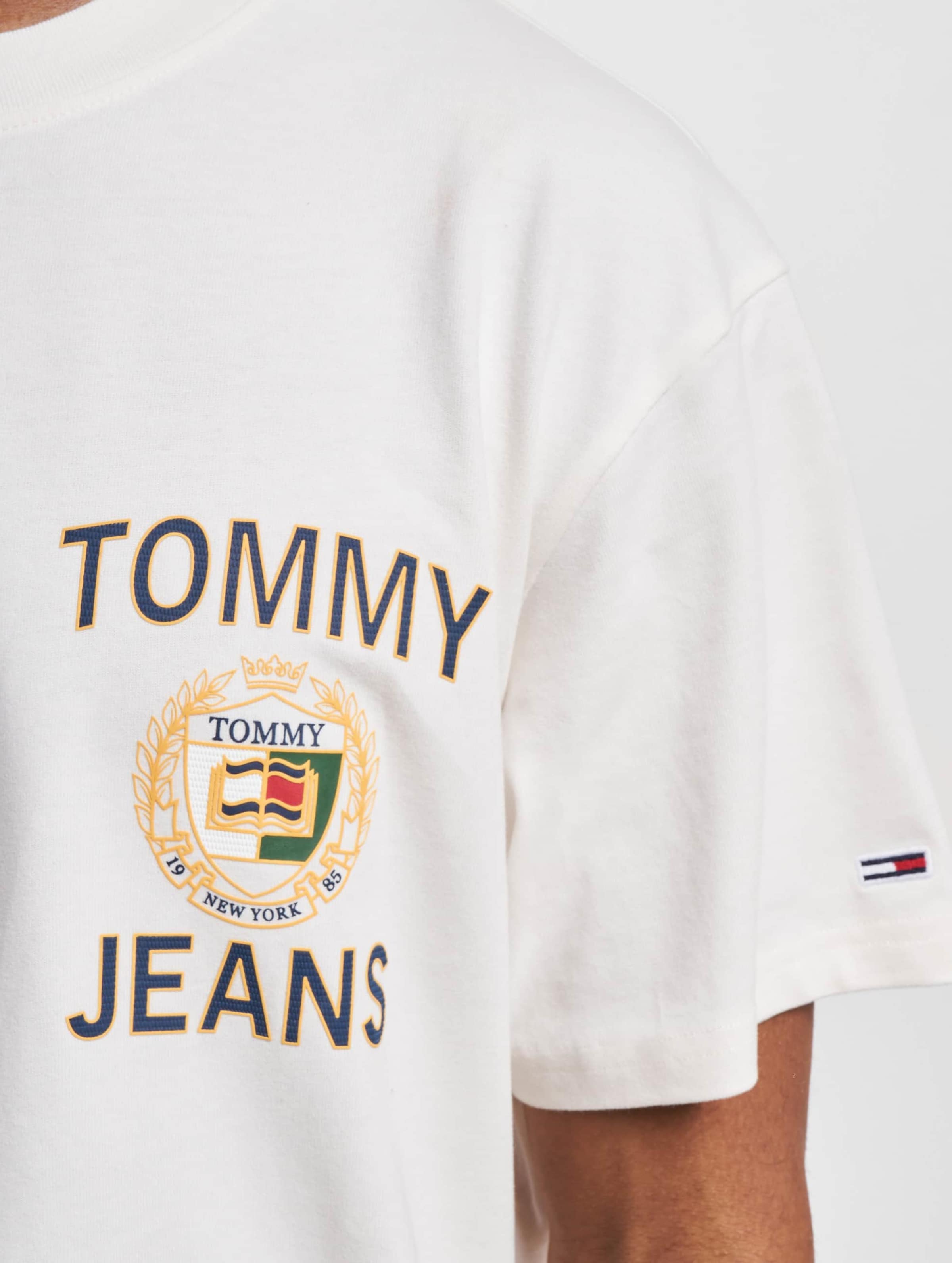 Tommy jeans shop 90s shirt