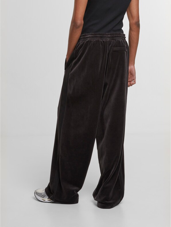 T7 Oversized Velour-1