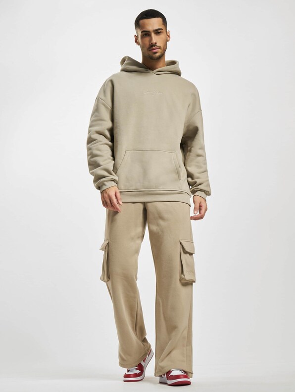 Script Logo Peached Slit-6
