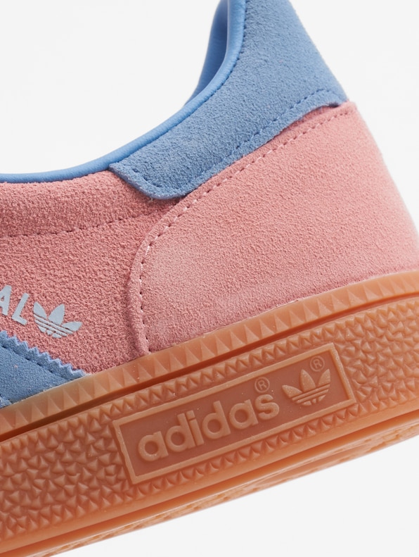 Handball Spezial-9