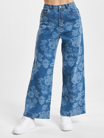 High Waist Wide Crop