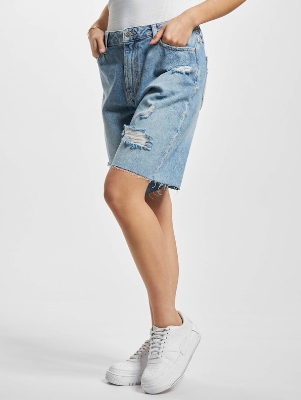 Calvin Klein Jeans 90s Shorts-0