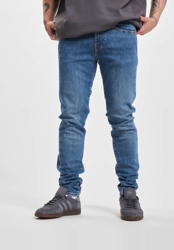 Levi's® Taper Jeans-2