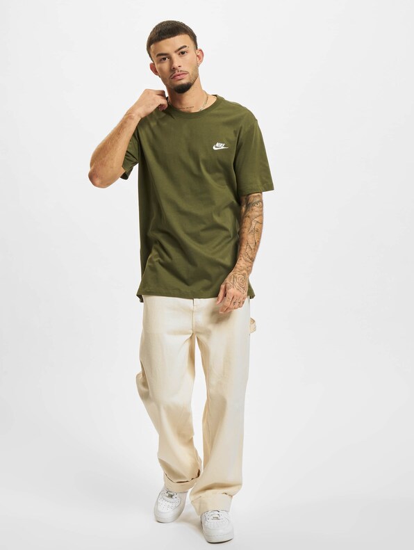 Nike Sportswear Club T-Shirts-4