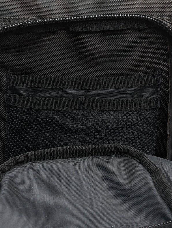 US Cooper Case Medium-9
