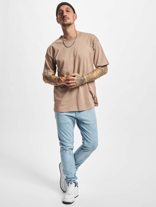 Premium-5