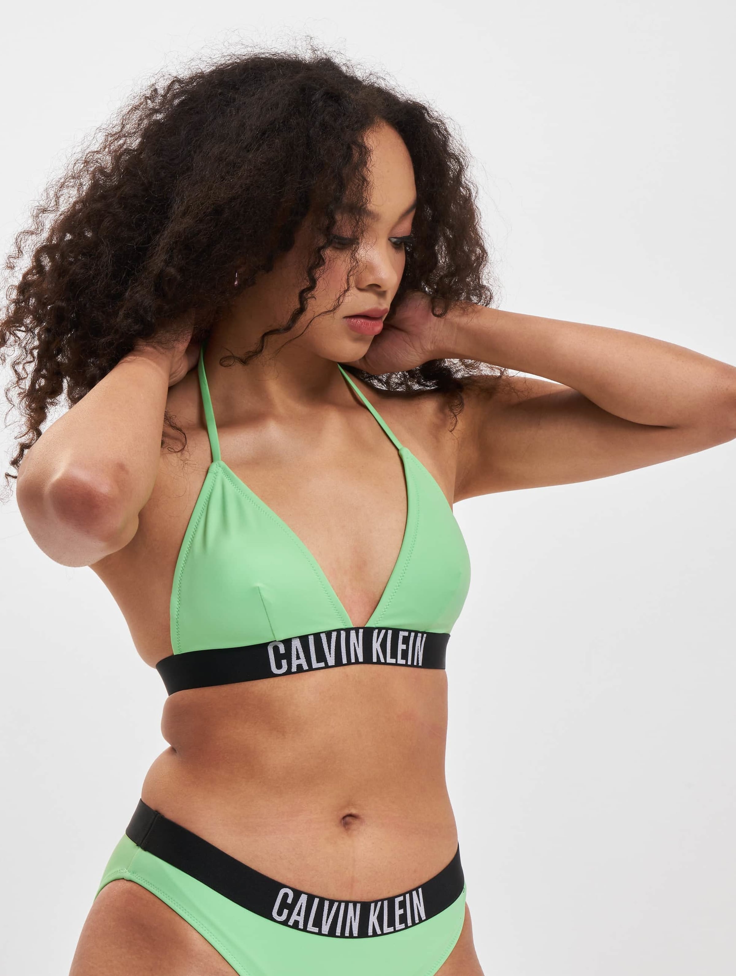 Sous vêtements calvin best sale klein femme pas cher