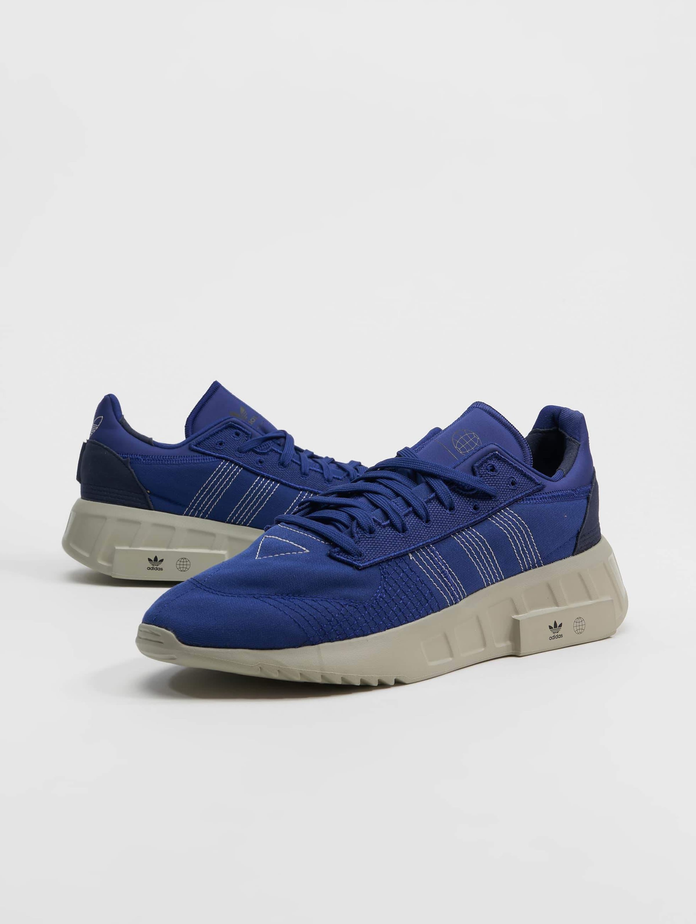 Adidas best sale originals geodiver