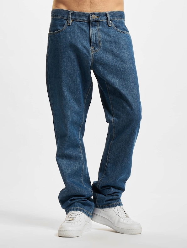 Urban Classics Organic Straight Leg Straight Fit Jeans-2
