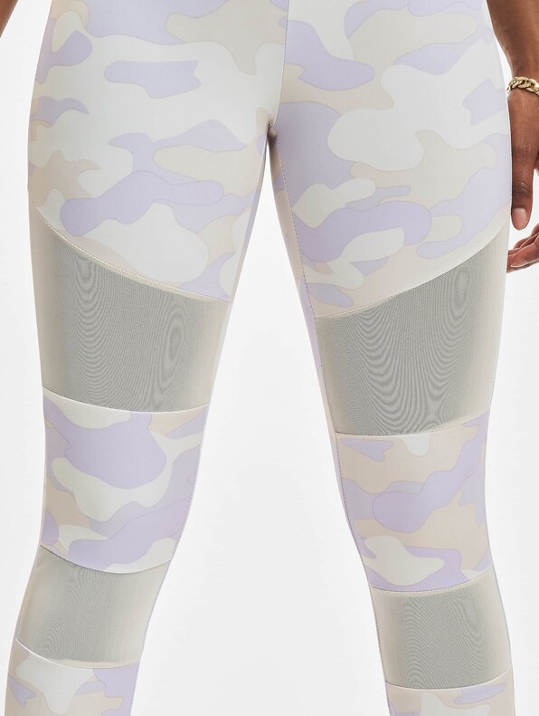 Ladies Camo Tech Mesh-3