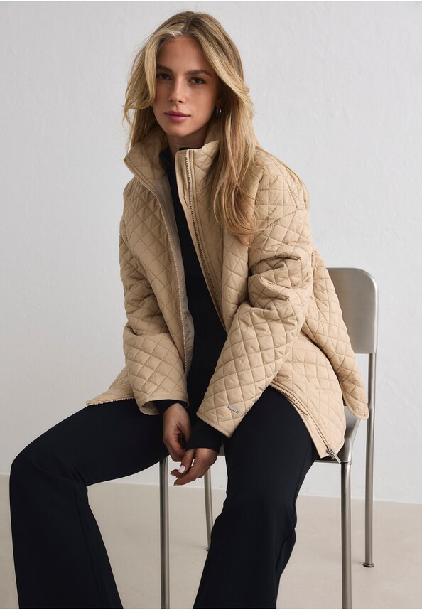 Oversized Quilted Jacket-3