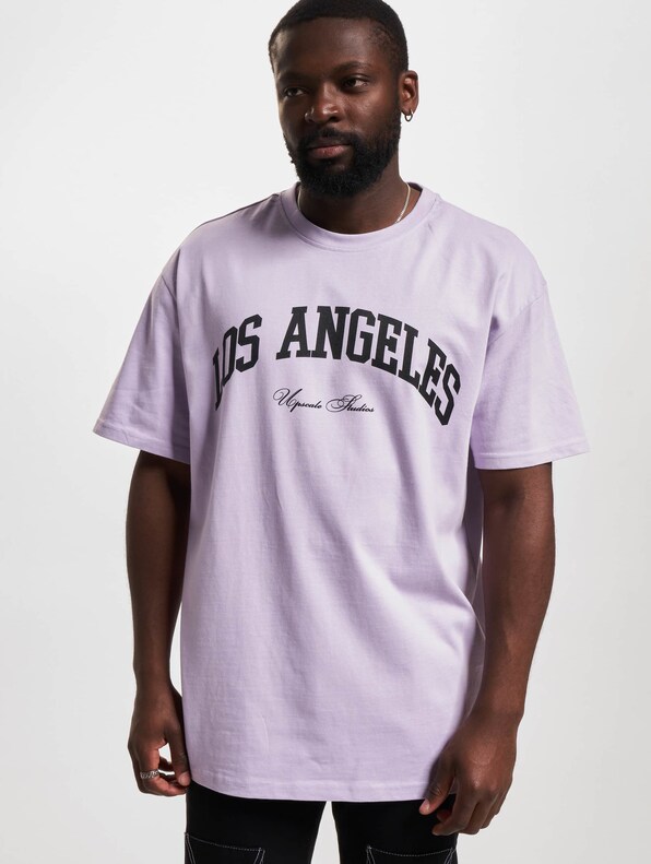 Mister Tee Upscale L.A. College Oversize T-Shirts-0
