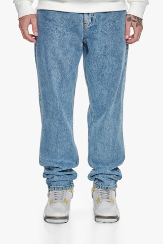  Loose Fit 