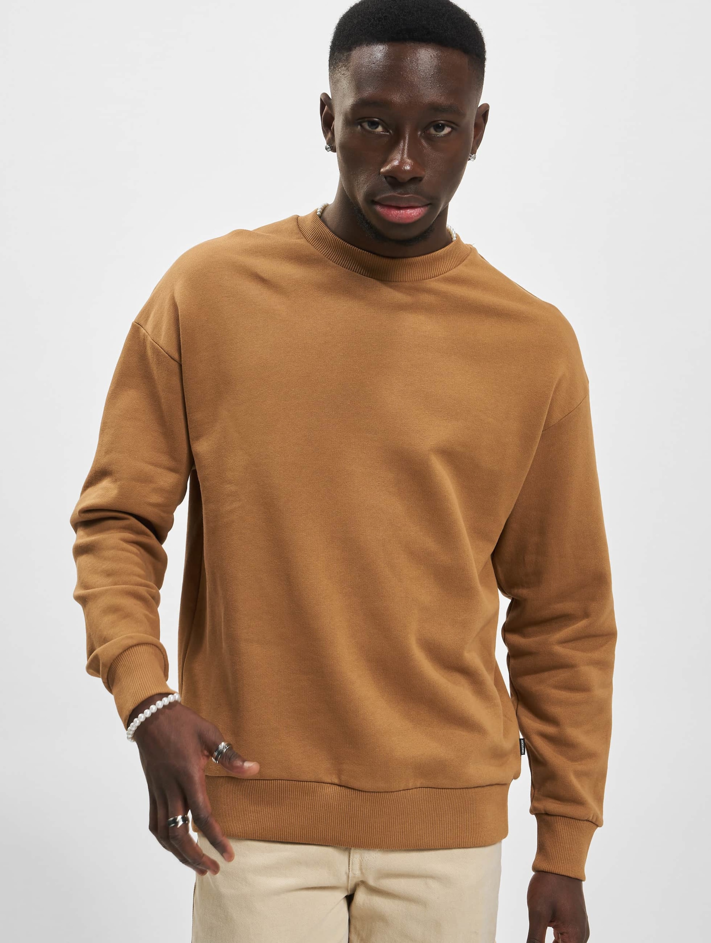 Kam Clean Crew Neck | DEFSHOP | 54332