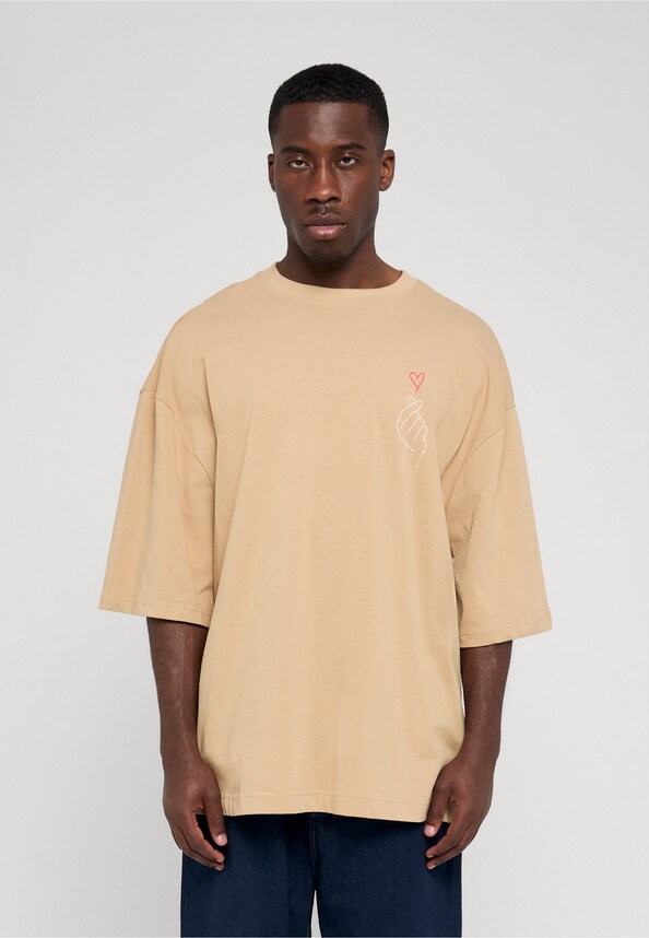 K Heart Huge Tee-0