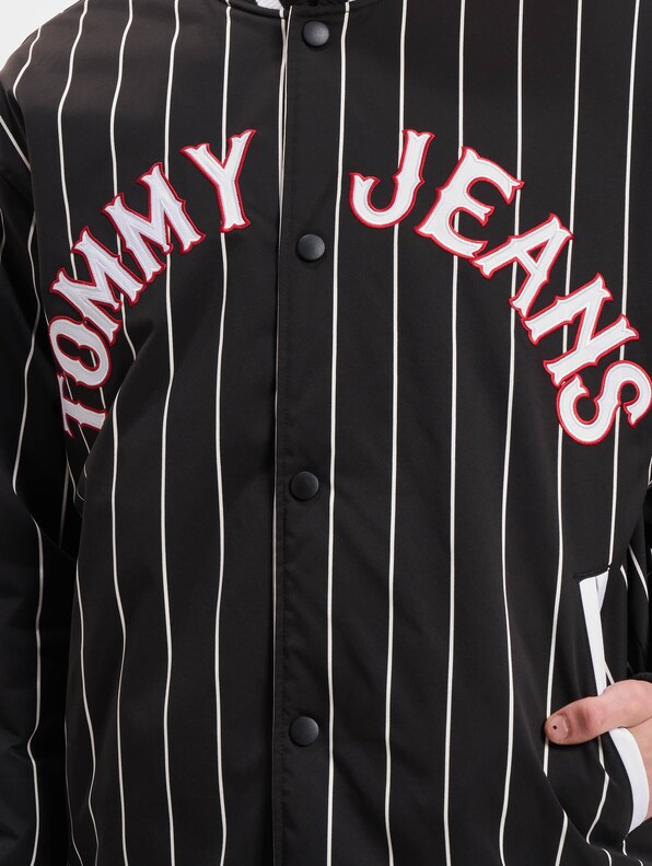 Tommy Jeans Rlx Pinstripe Bomberjacke-4