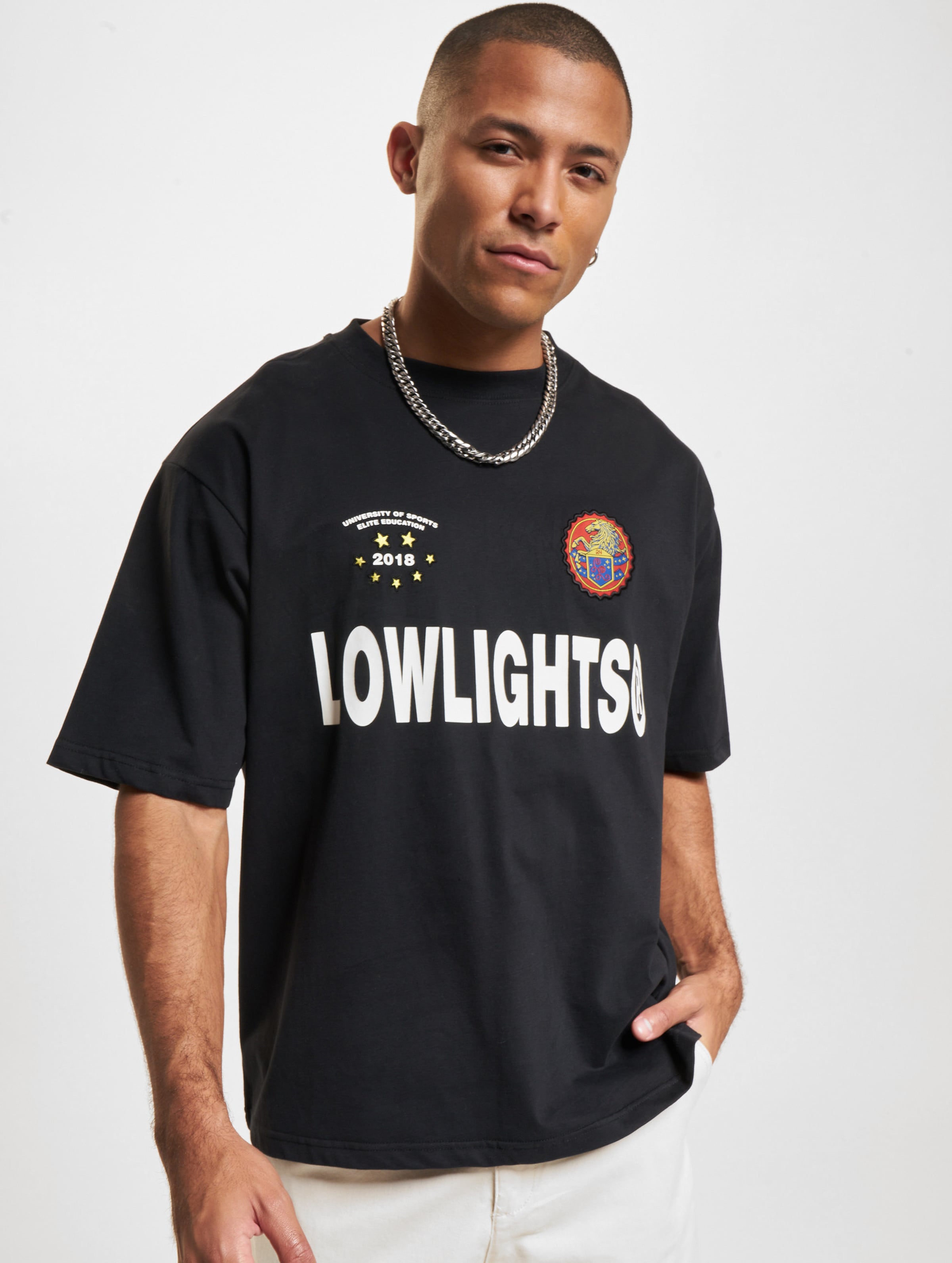 Low Lights Studios Elitist T-Shirt Männer,Unisex op kleur zwart, Maat XL