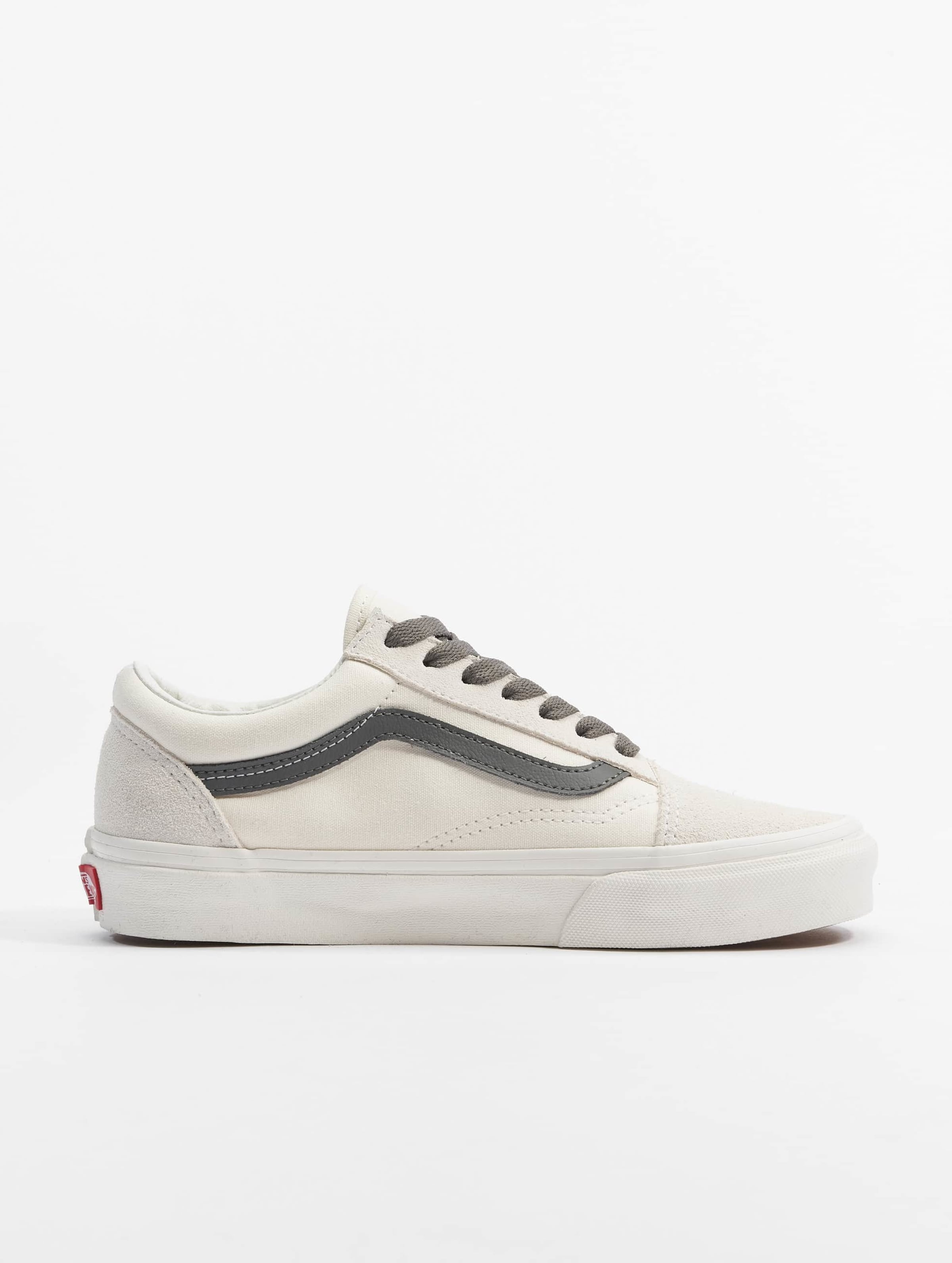 Vans old hotsell skool slim