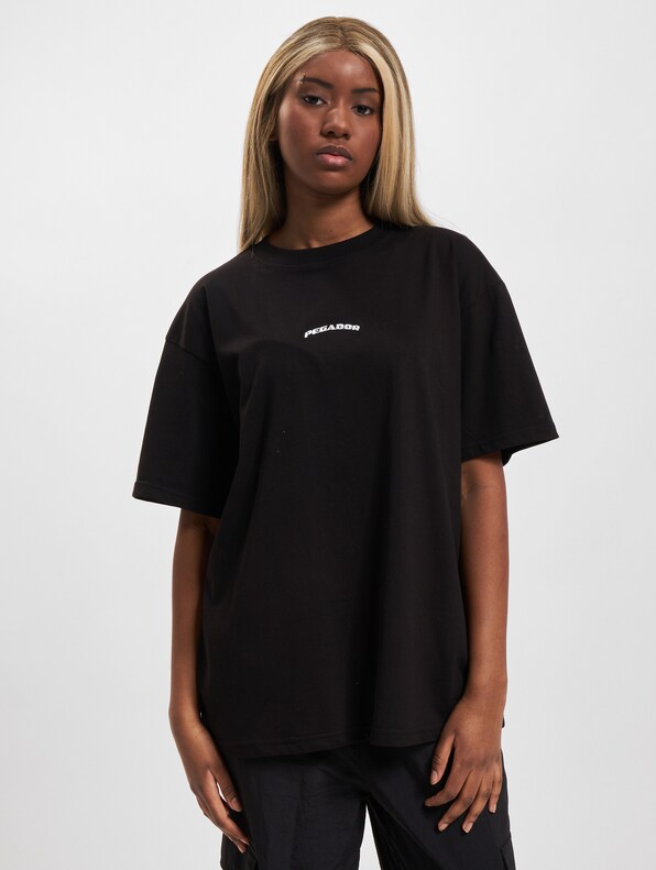 Tottenham Logo Oversized-2