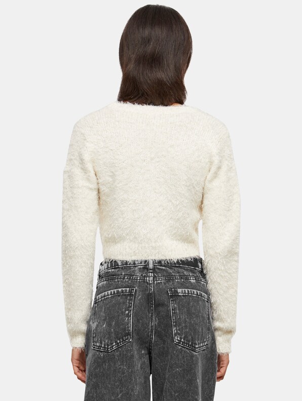 Tied Cropped Feather-1