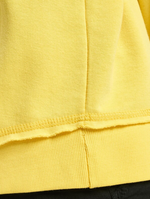 Oversized Open Edge-4