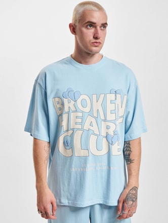 2Y Studios  Broken Heart Club Oversize  T-Shirt