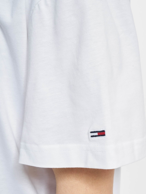 Relaxed Chest Logo-3
