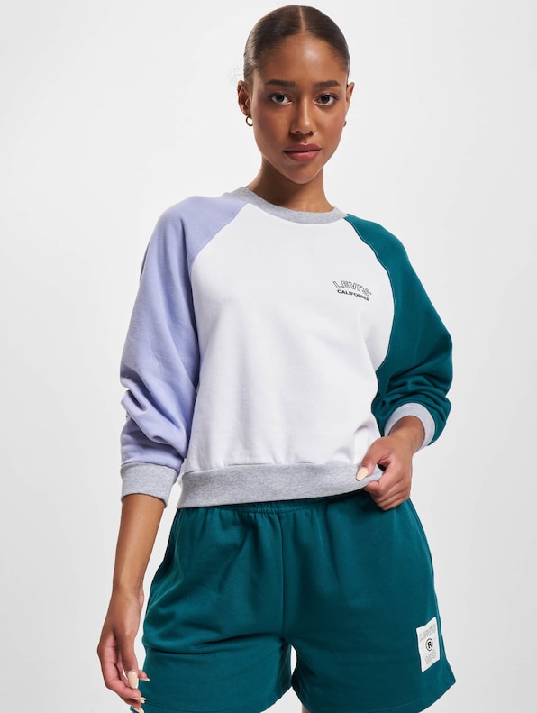 Levi's® Vintage Raglan Sweatshirt Bright-0