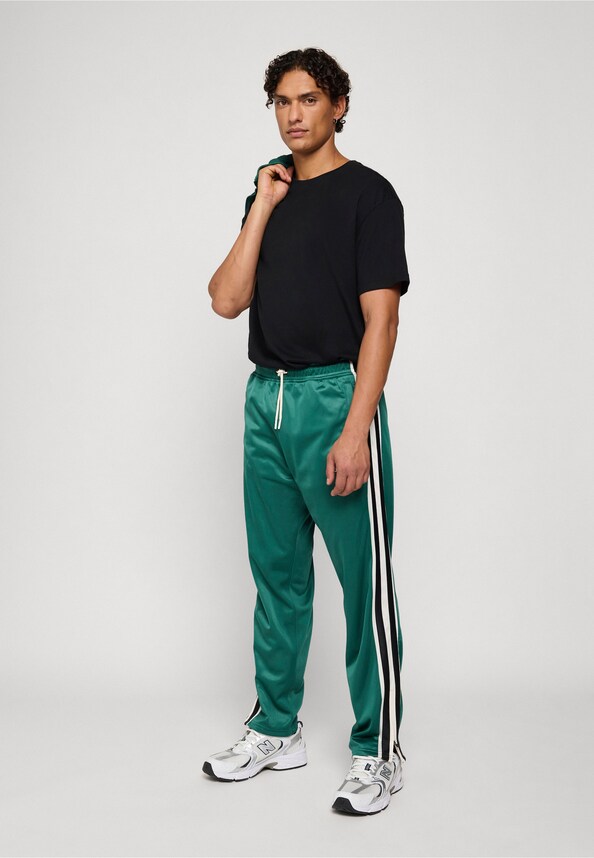 DMWU Trackpants Evolution-2