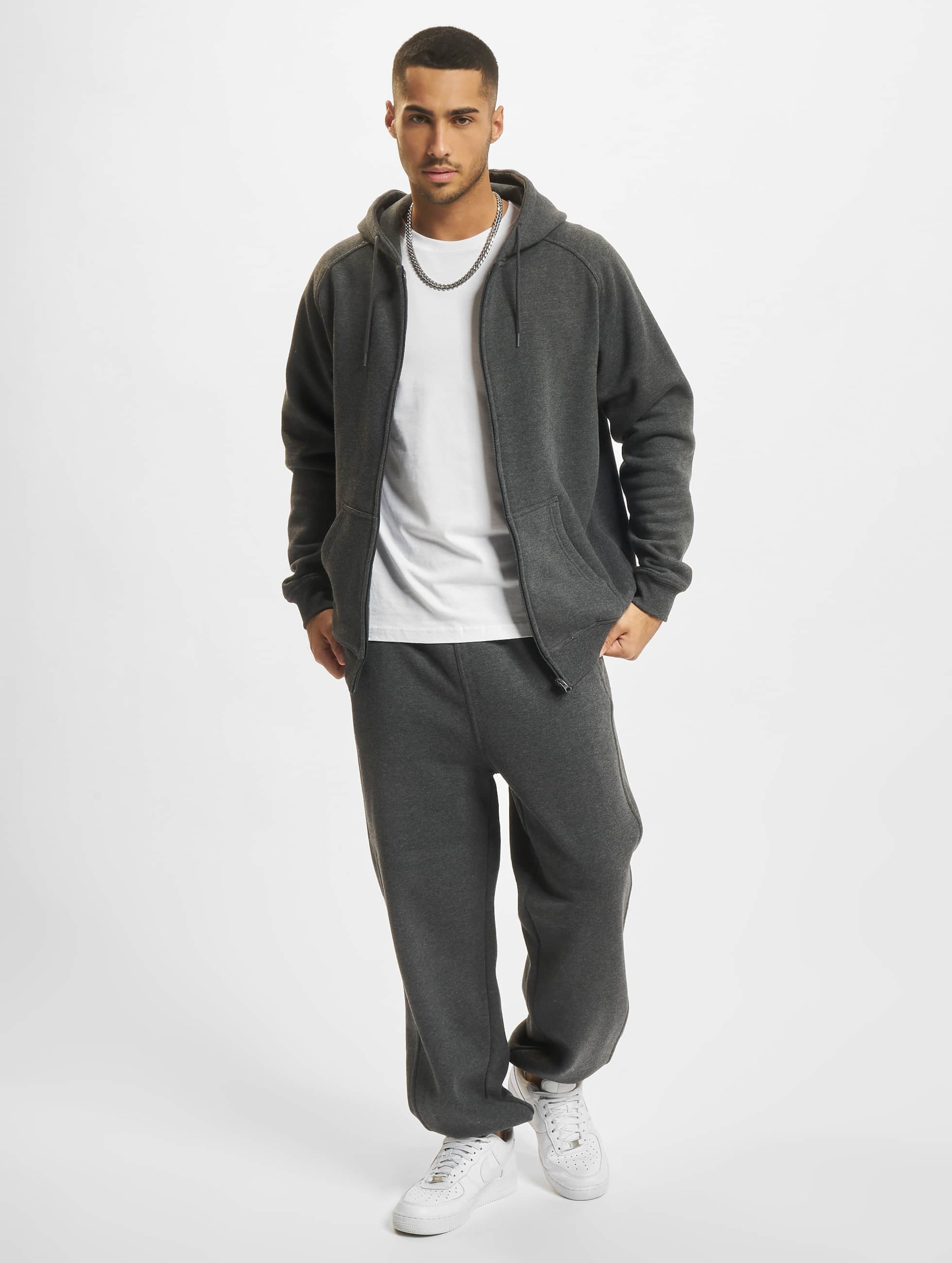 Urban jogging suits new arrivals