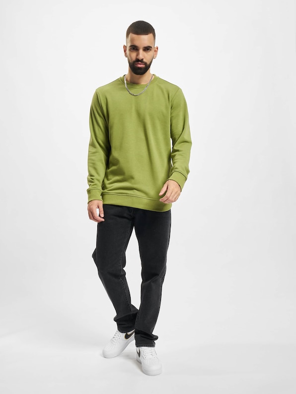 Basic Terry Crew-3