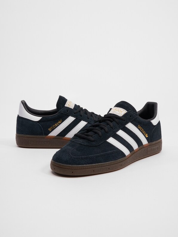 Handball Spezial-0