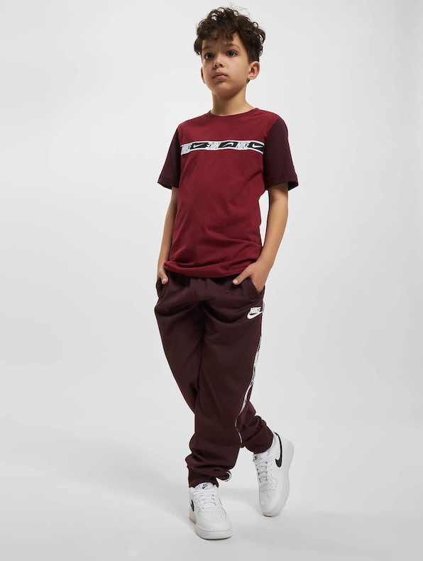 Nike NSW Repeat T-Shirt-4