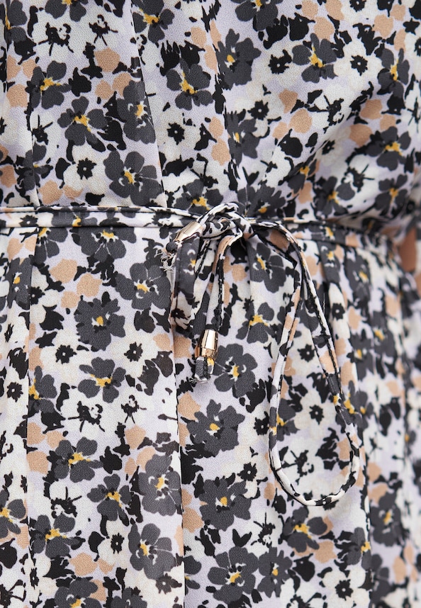 Kleid mit Bindedetail und Rundhals-5