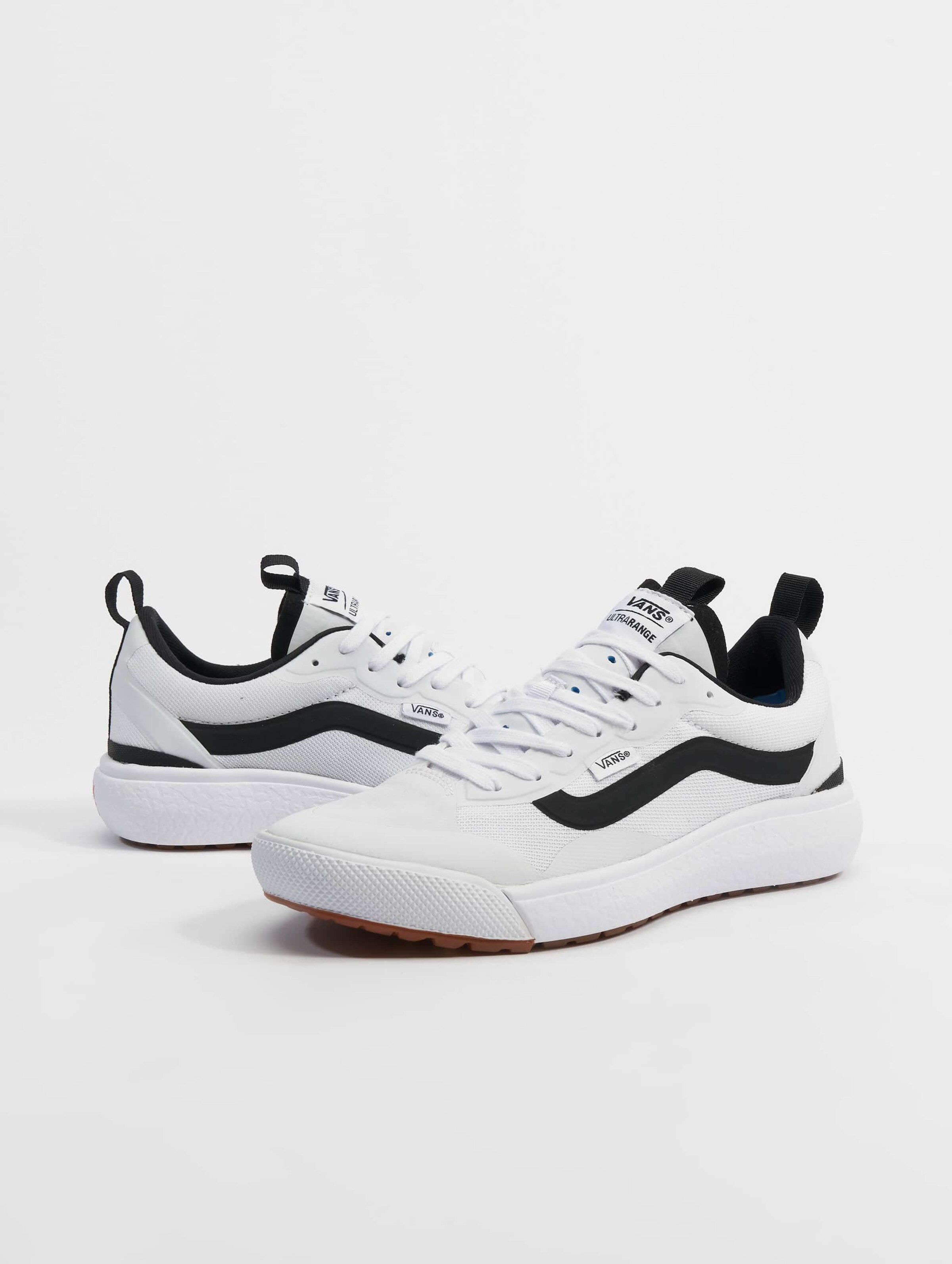 White on sale vans ultrarange