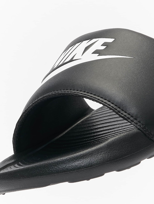 Nike Victori One Slide Sneakers-2