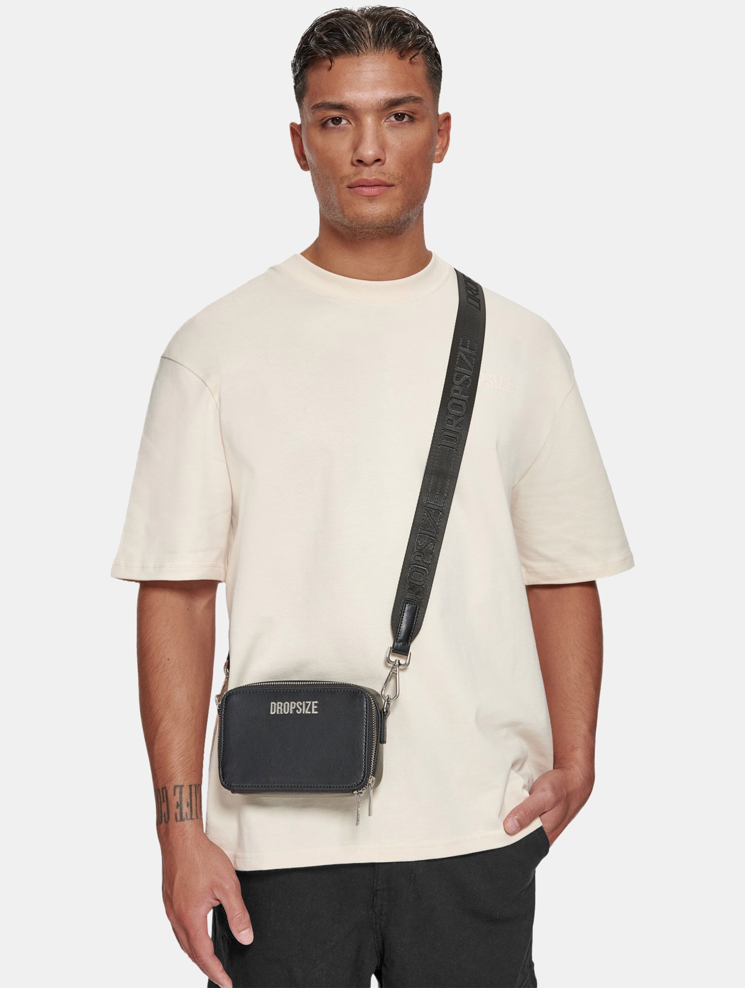 Dropsize Essentials Shoulder Bag Small Mannen op kleur zwart, Maat ONE_SIZE