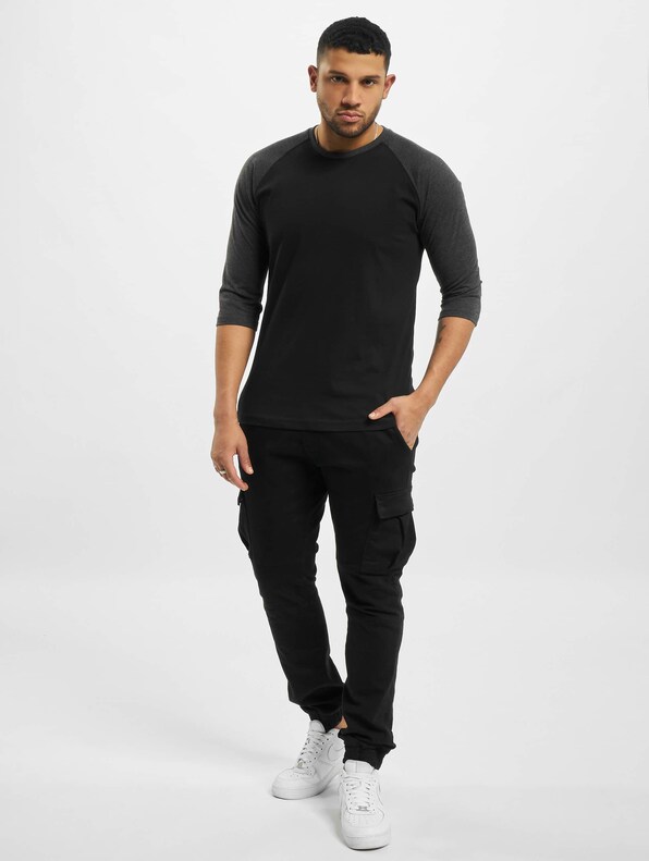 Contrast 3/4 Sleeve Raglan Tee-4