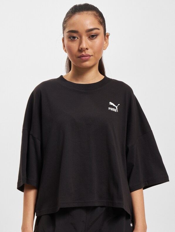 Puma Classics Oversized Tee T-Shirts-2