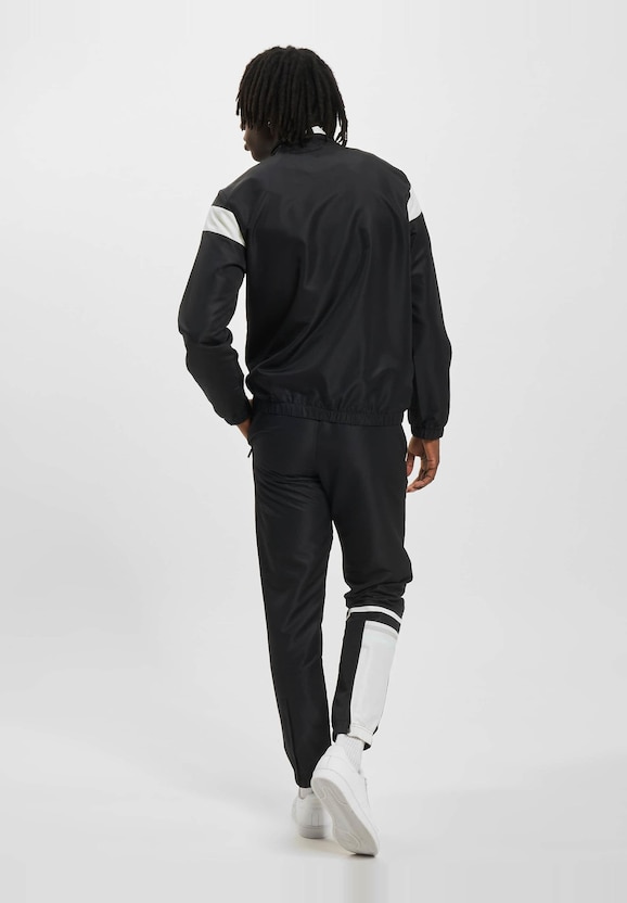 Sergio Tacchini Plug In Anzug-1