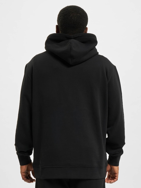 Classic Logo Essential-1