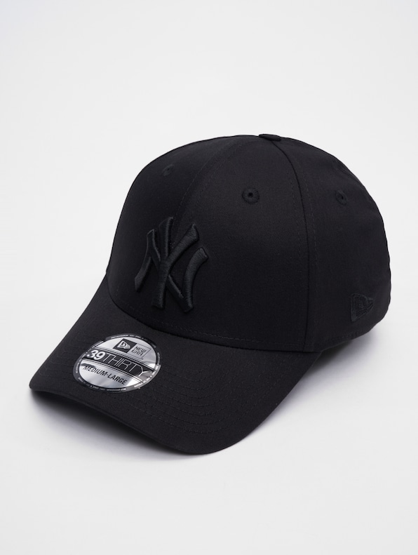 New Era Monochrome 39Thirty New York Yankees Snapback Caps-0