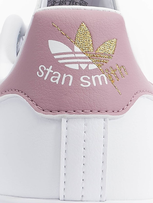 Stan Smith W -8